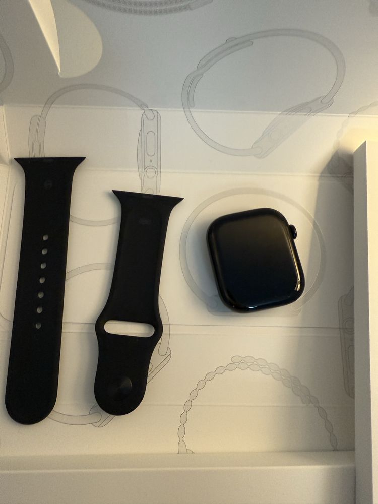 Apple Watch Series 10 GPS 46mm - Alumínio Preto brilhante