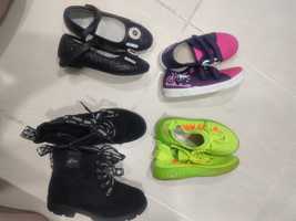 Взуття (туфлі, макасіни,ботинки)на дівчинку 31,33 розмір