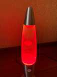 Настільна лава лампа з воском LAVA LAMP, 34,5 см. Колір: Червоний