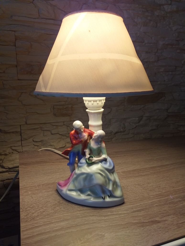 Lampa porcelanowa
