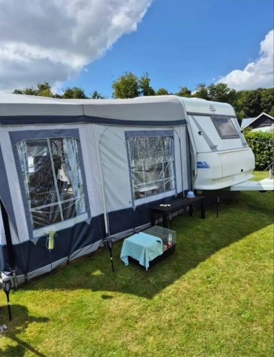 Zadbana hobby 2002/ mover/ przedsionek 3.5 m