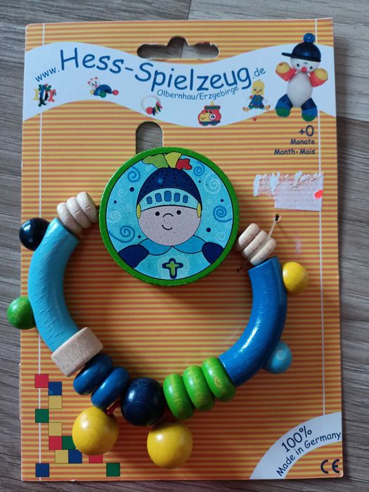 Grzechotka drewniana z firmy Hess Spielzeug