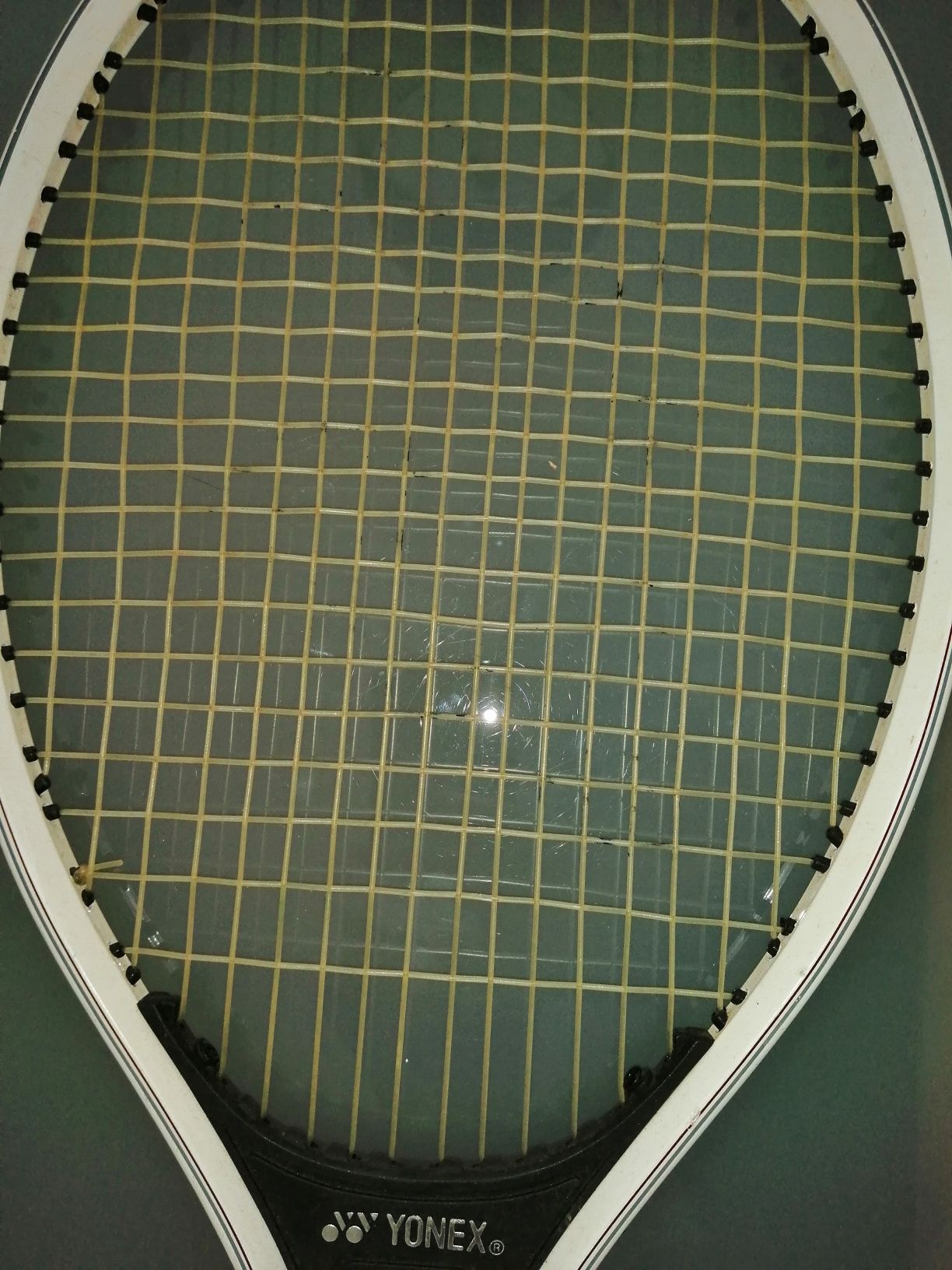 Raquete Yonex	...em muito bom estado	Como nova!