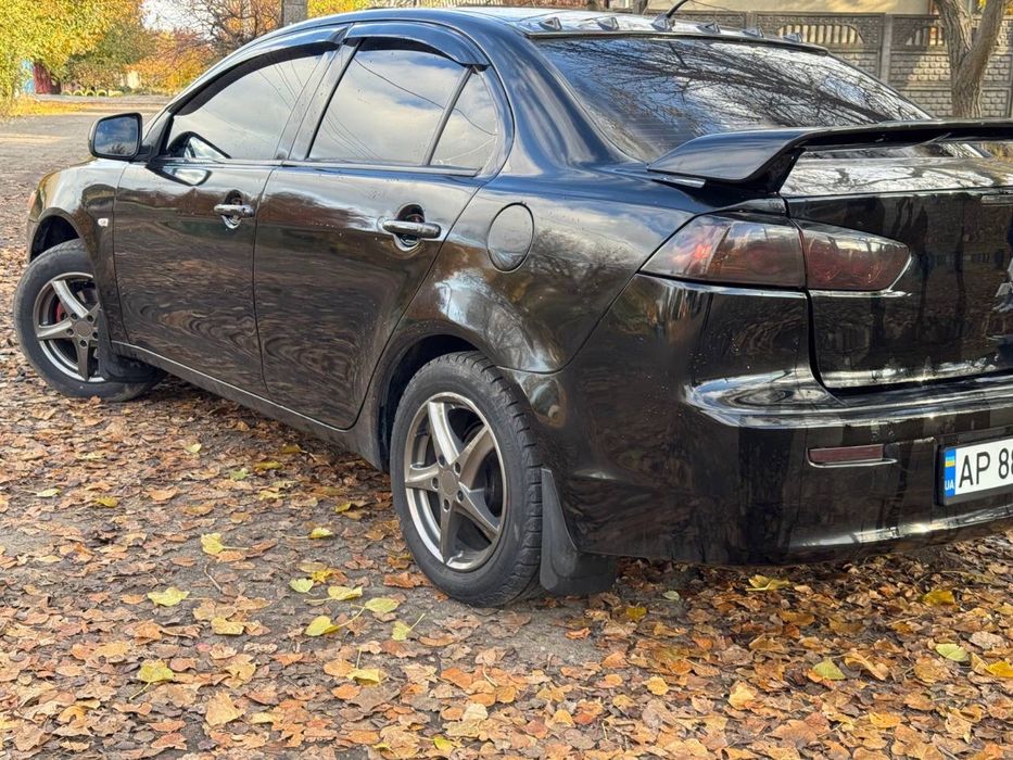 Продам mitsubishi lancer x 2011