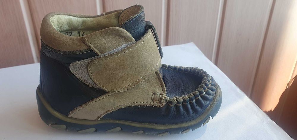 Дитячі ботінки-получобітки на осінь, 22 розмір, в гарному стані