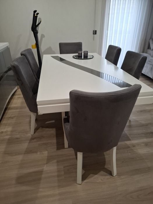 Sala estar e jantar completa como novas