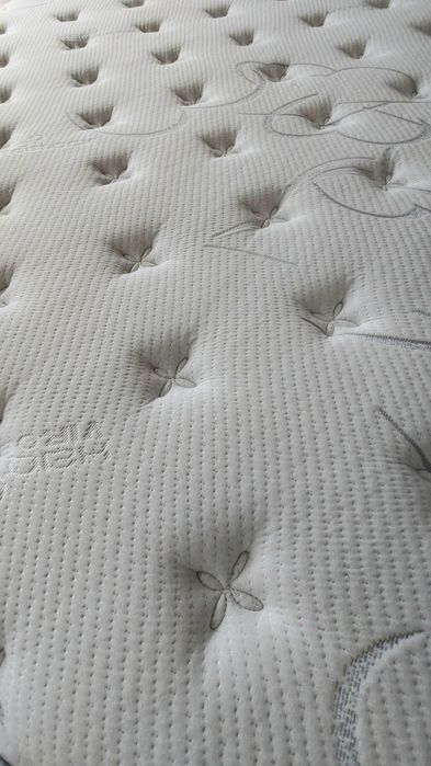Colchão MOLAFLEX Care Multisense (160x200).
