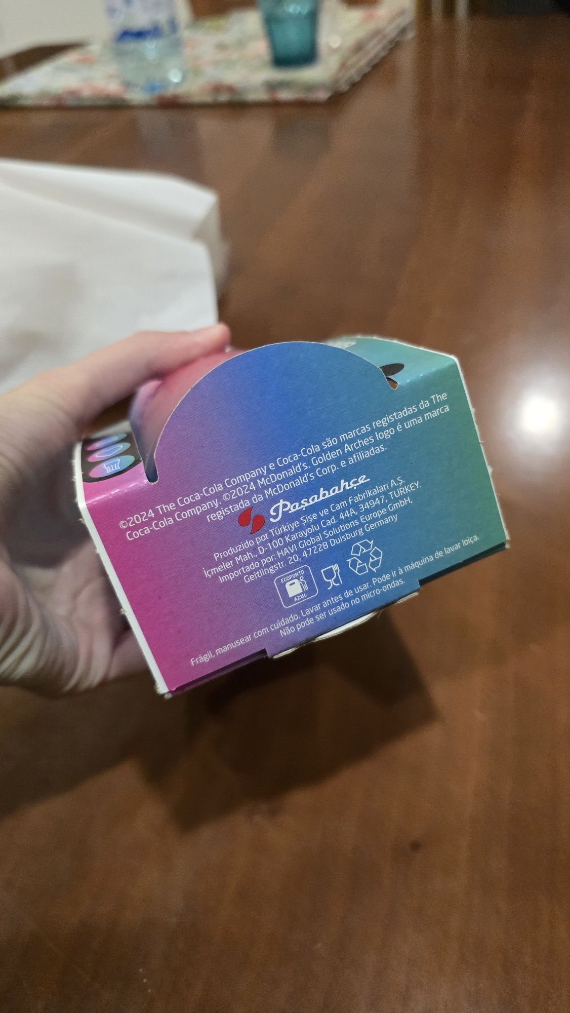 Copo Coca-Cola McDonald's Rainbow 2024