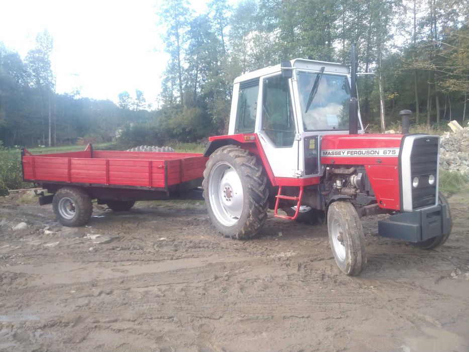 Massey Ferguson 675 plus przyczepa