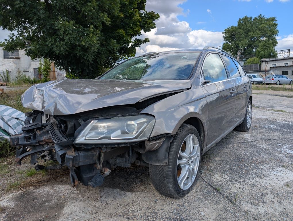 Volkswagen Passat B7 2011r. 2.0TDI Highline 4 Motion manuał uszkodzony