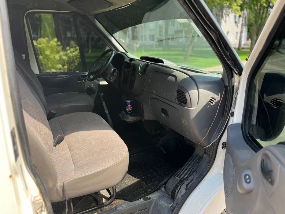 Ford Transit Довга база