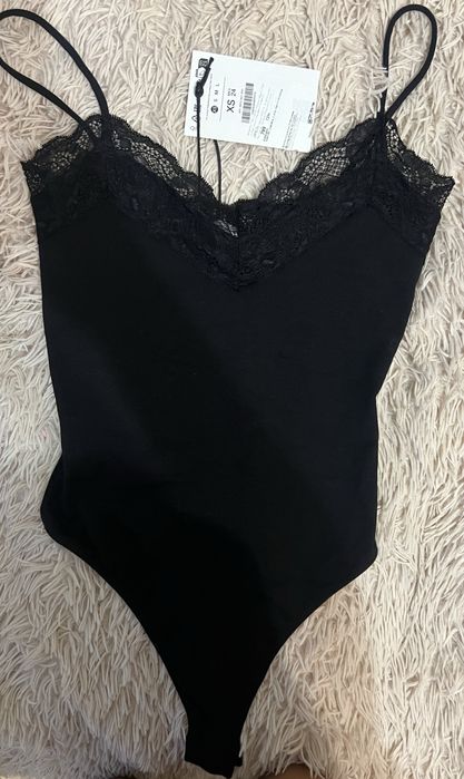 Боді Bershka size 32. Нова