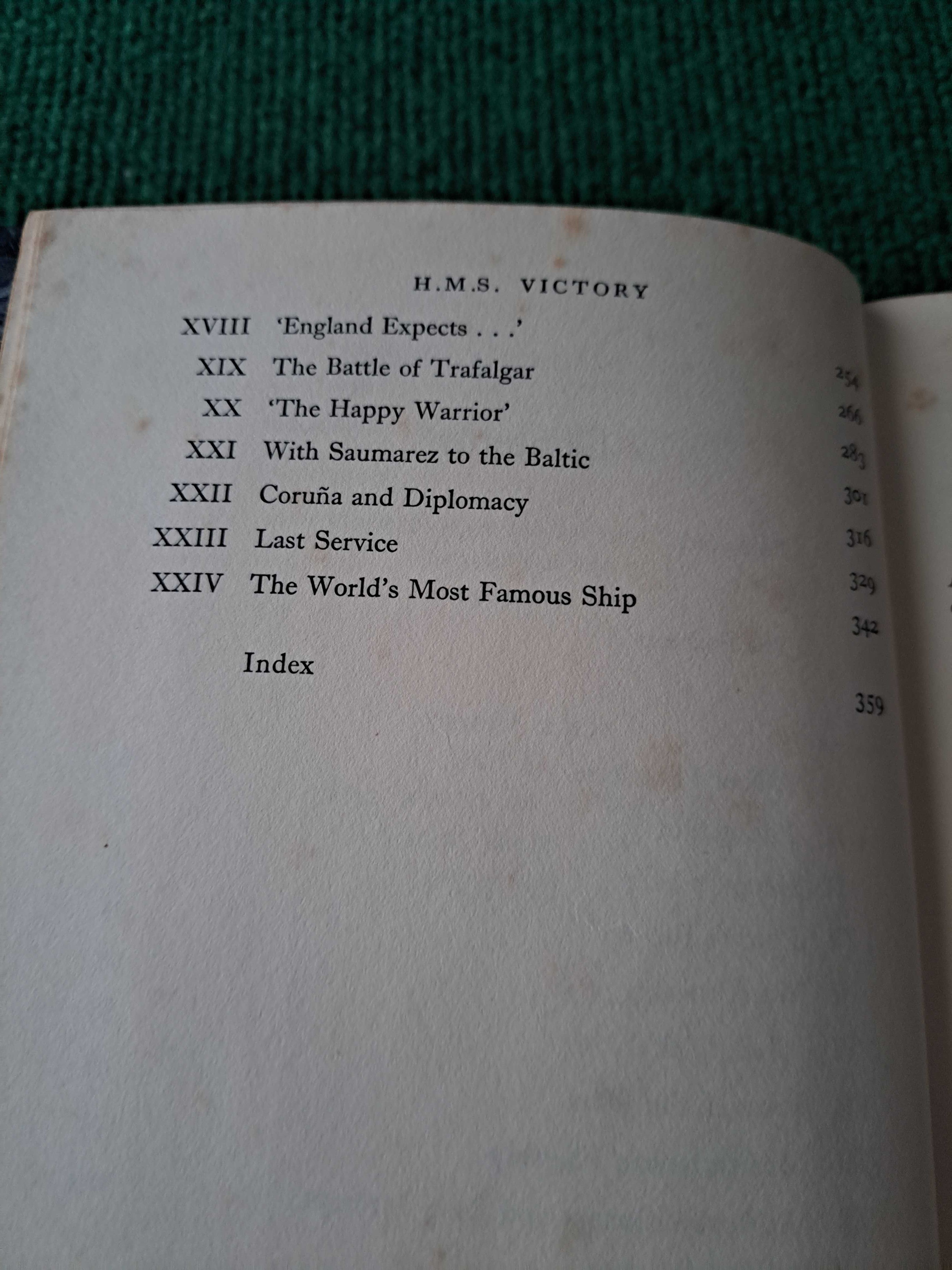 H.M.S. Victory - Kenneth Fenwick (First Edition 1959)