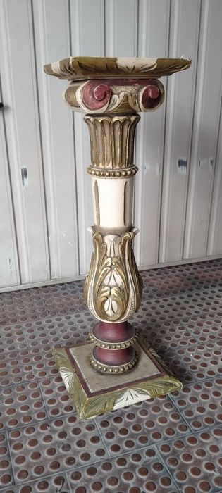 Coluna decorativa