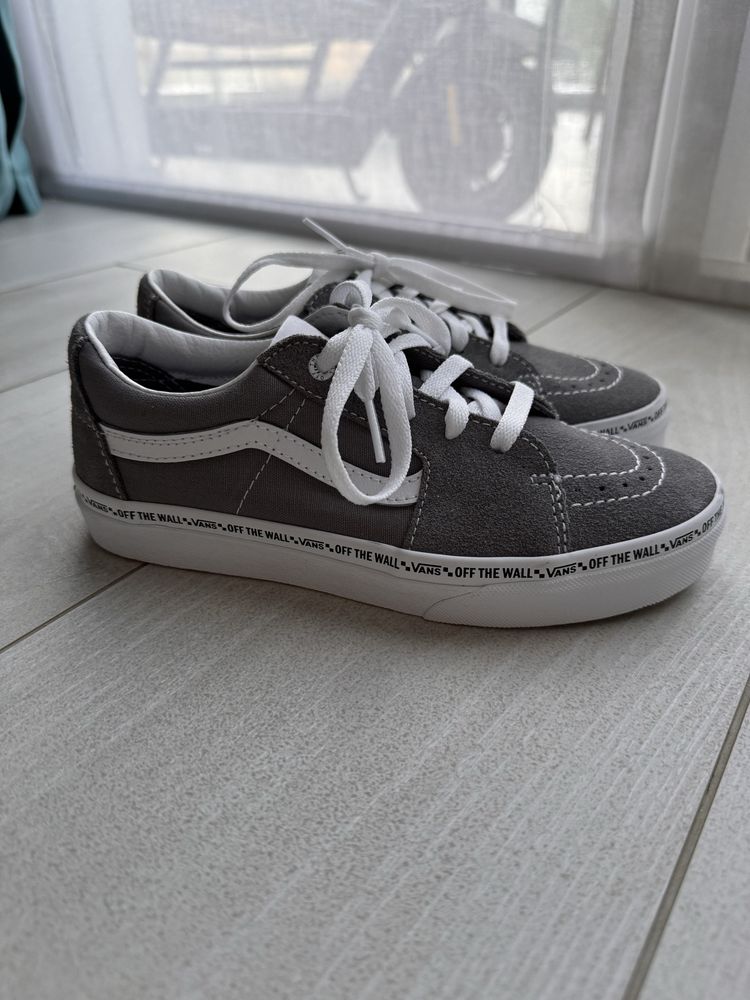 Нові дитячі кеди від Vans Old Skool