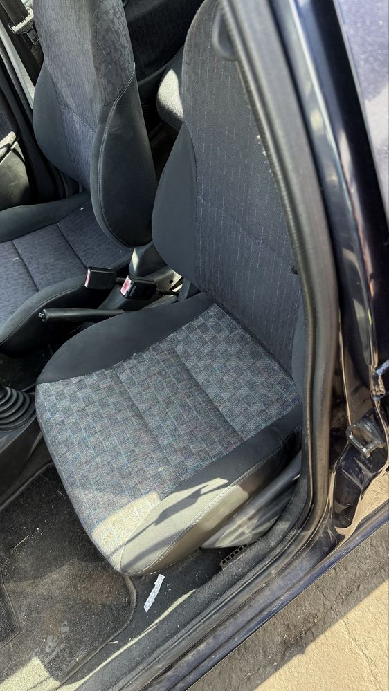 BANCOS CITROEN SAXO 5L