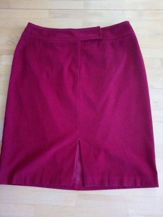 Spódnica czerwona  roz. L/ XL