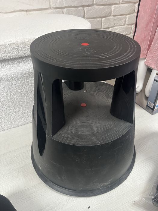 Stołek jak drabina podnóżek