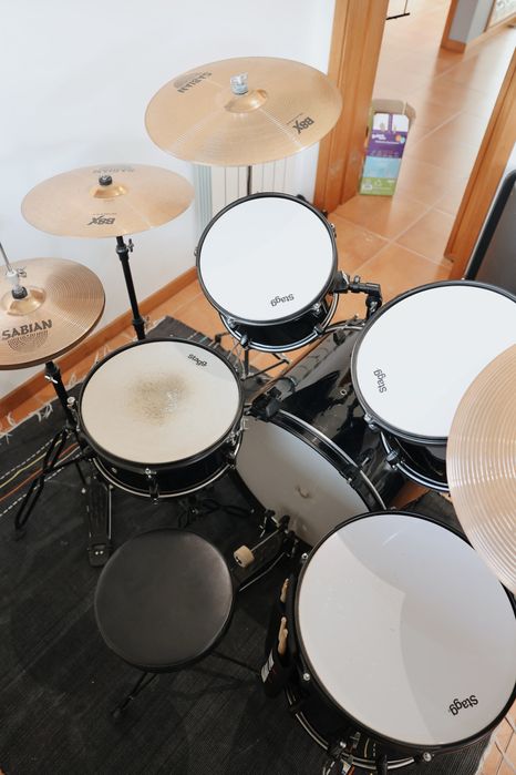 Bateria Stagg usada mas em ótimo estado