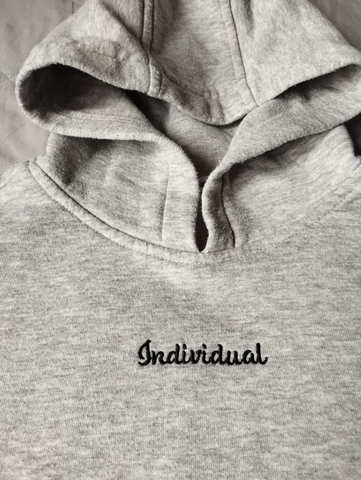 Ciepła bluza z kapturem