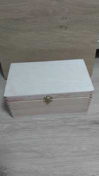 Skrzynka drewniana, pudełko prezentowe