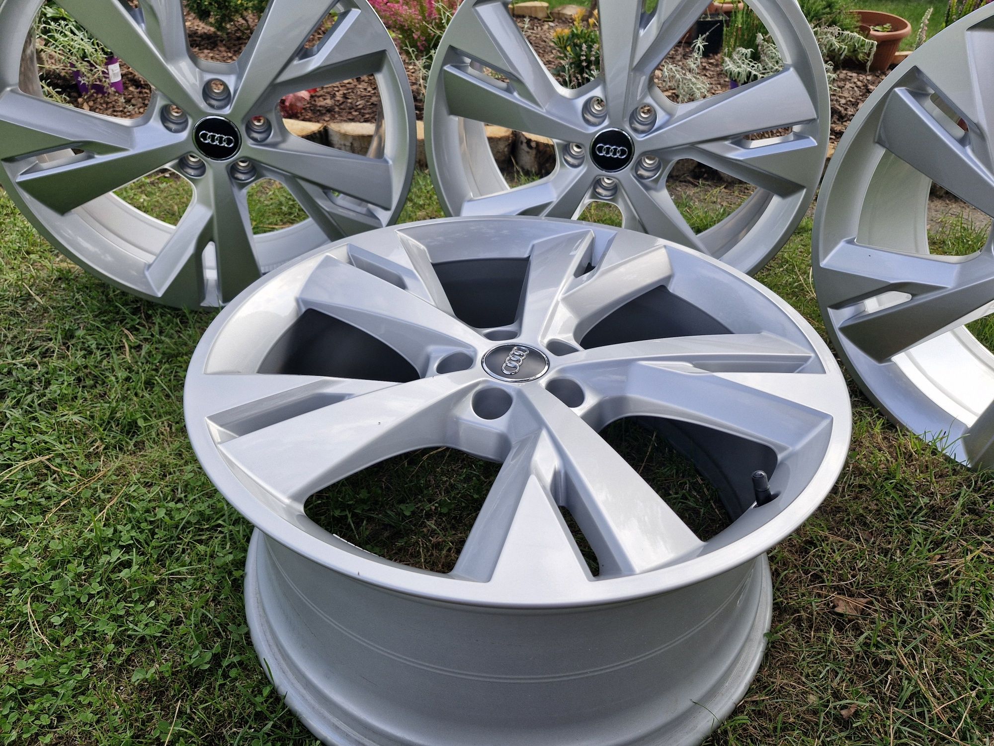 Felgi aluminiowe Audi 20" 5x112 A8 S8 D3 Q3 Q4 Etron