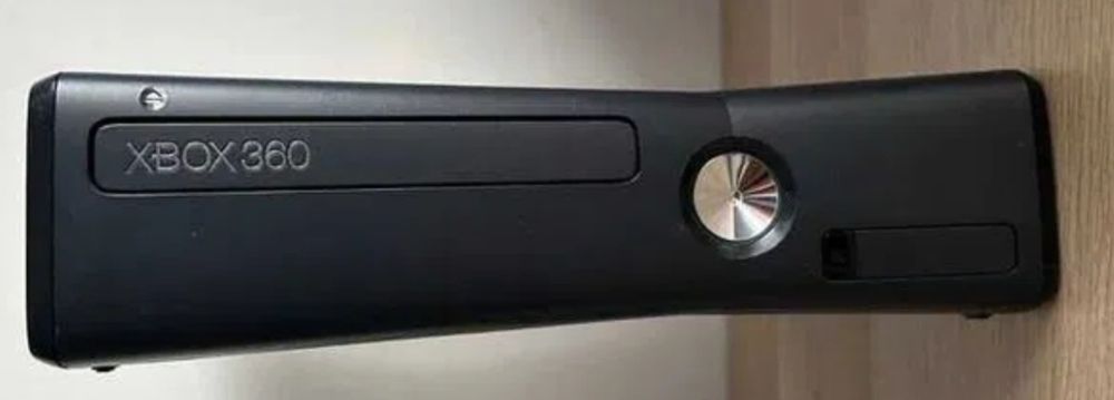 Consola Xbox 360 S 4Gb