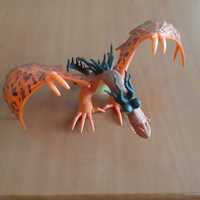 2018 DWA LLC How To Train Your Dragon Hookfang Figura Articulada