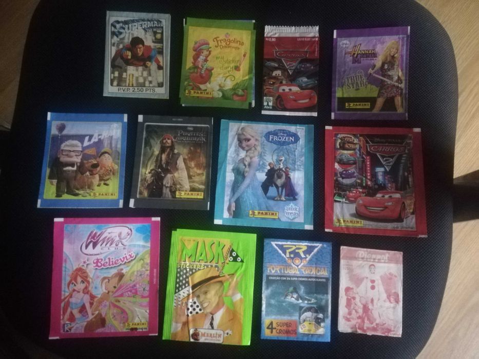 Carteiras de cromos abertas