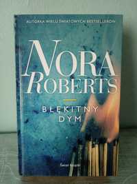 Książka Nora Roberta Błękitny Dym