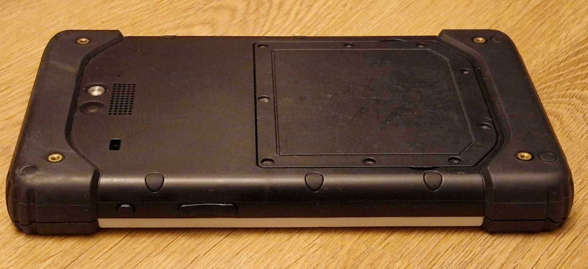 Pancerny tablet przemysłowy handheld Algiz RT7 7,0"