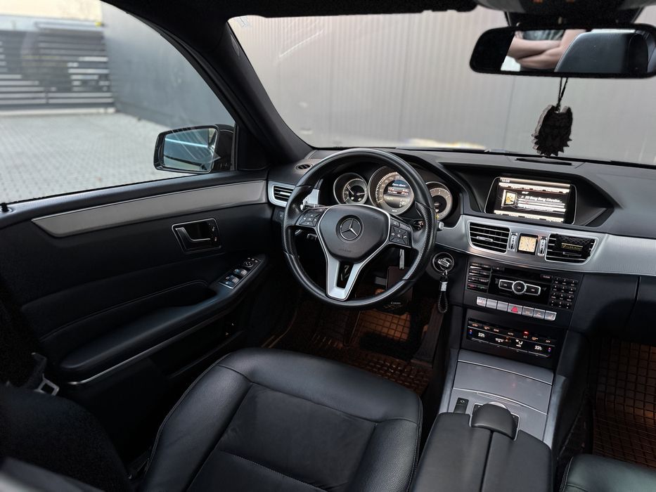 Mercedes Benz E200 2.2дизель  2015рік