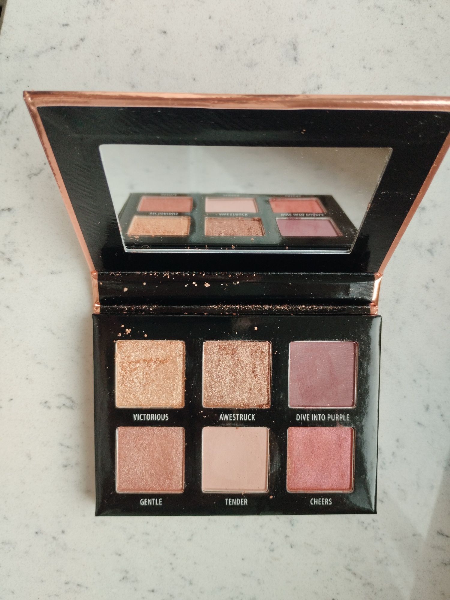 DOUGLAS paletka pink nudes