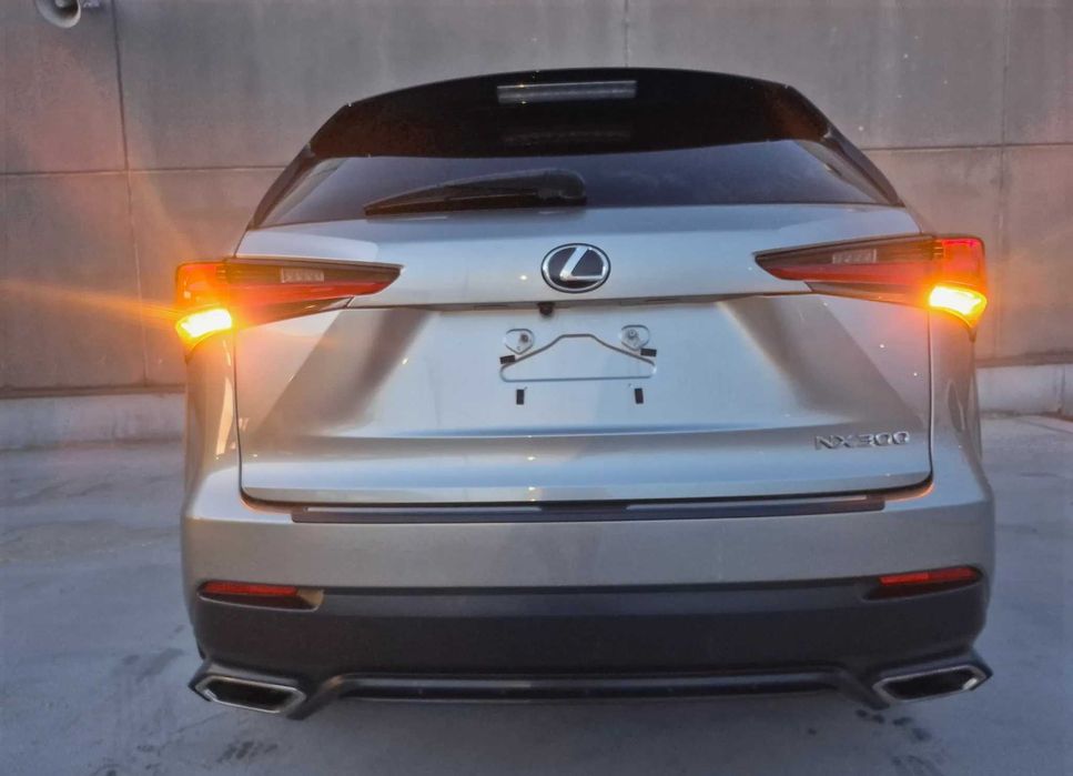Lexus NX 300 Elegance Optimum AWD 2019 2.0
