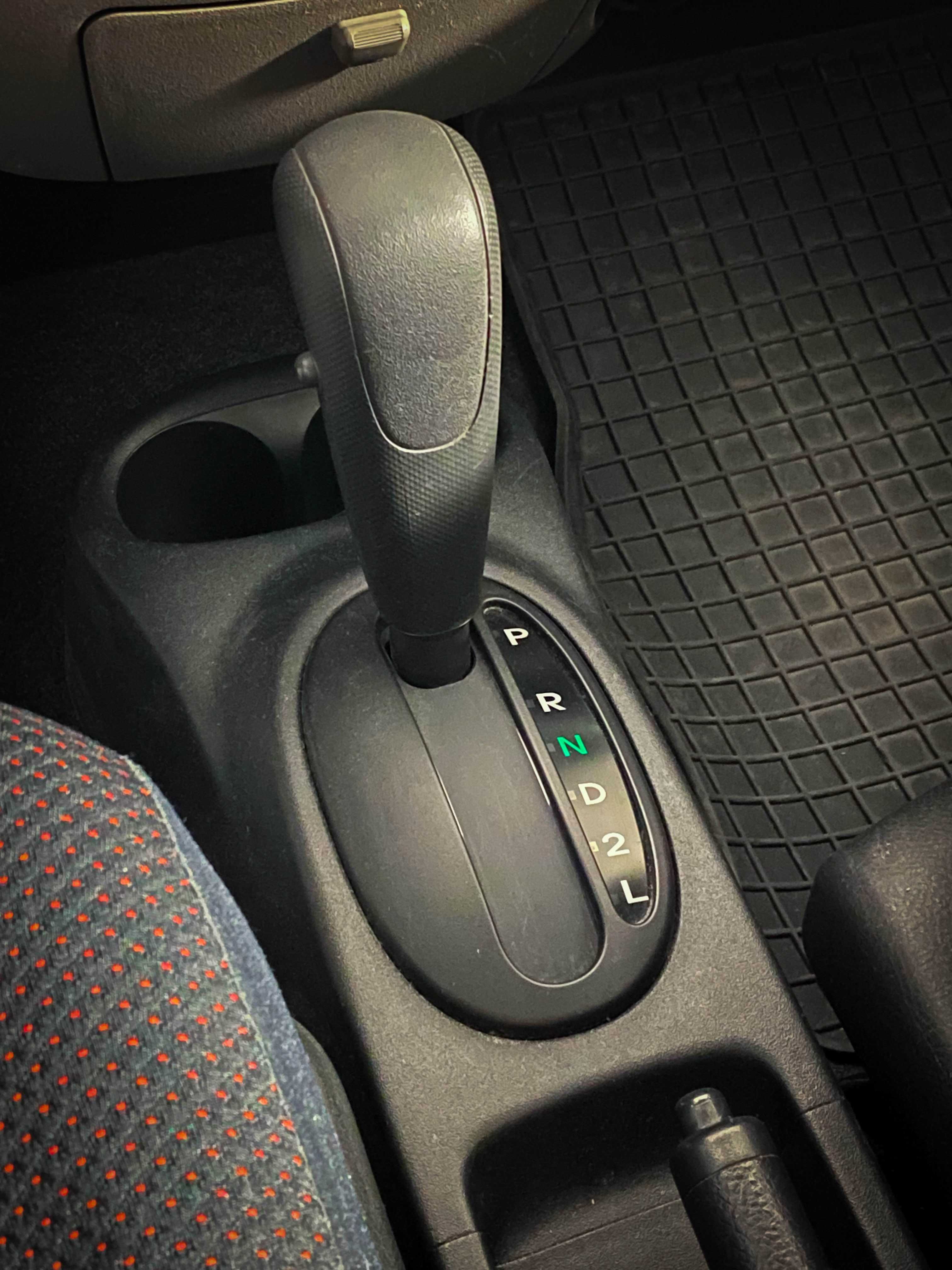 Daihatsu SIRION 1.3 87KM benzyna, automat, mały przebieg, klimatyzacja