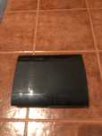 Playstation 3 + 2 comandos oficiais