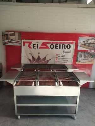 CHURRASQUEIRA INOX A CARVÃO (1500X600X1100MM) - Valor c/ IVA