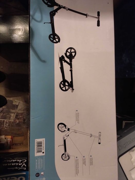 Hulajnoga czarna Lionelo Luca