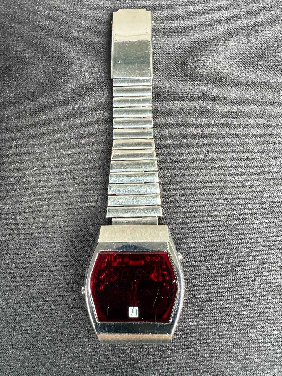 Zegarek Unitra Warel LED Hermaszewski