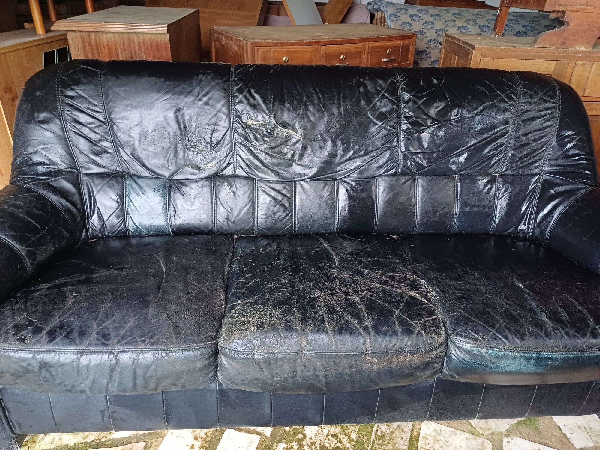 Vendo Sofa em pele