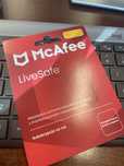 McAfee LiveSafe subskrypcja na rok - bez limitu stanowisk