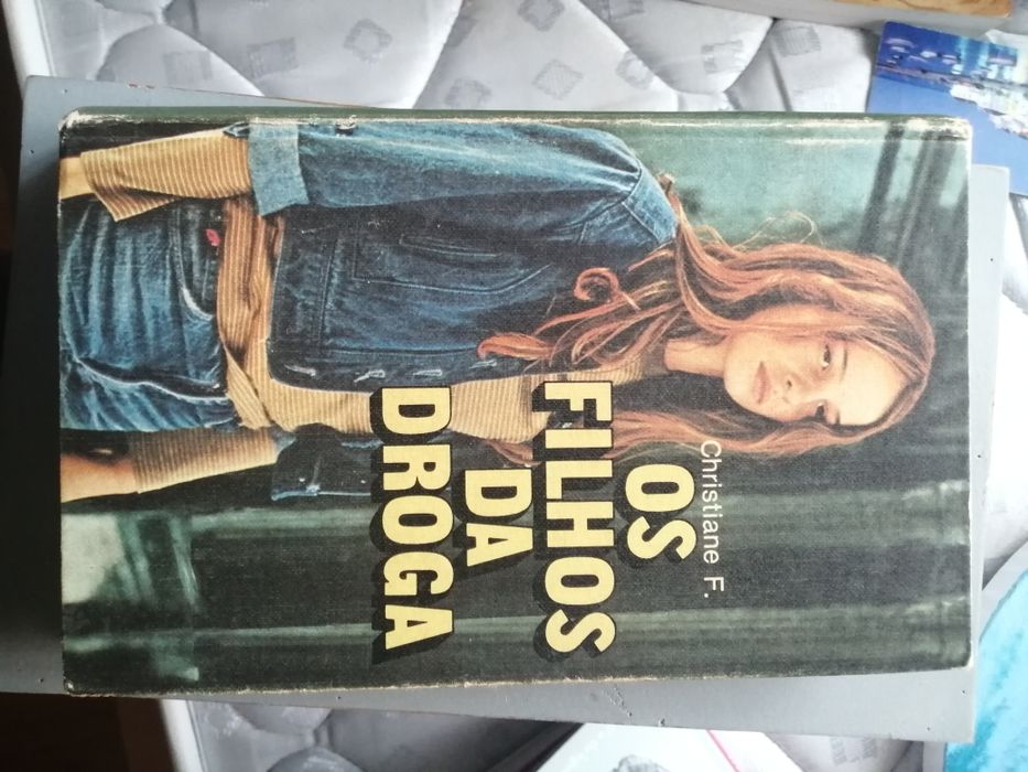 Livro "Os filhos da droga" de Christiane F.