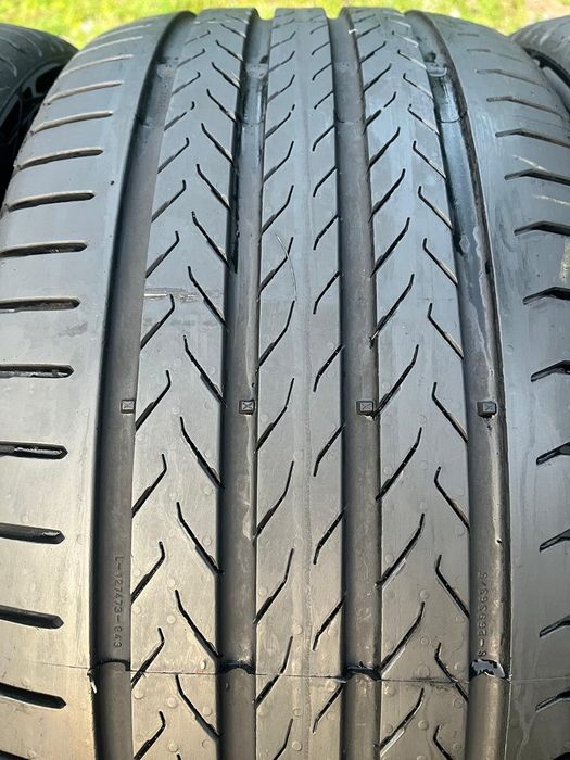 Opony Continetal 245/40r20 idealne Demo 24r.
