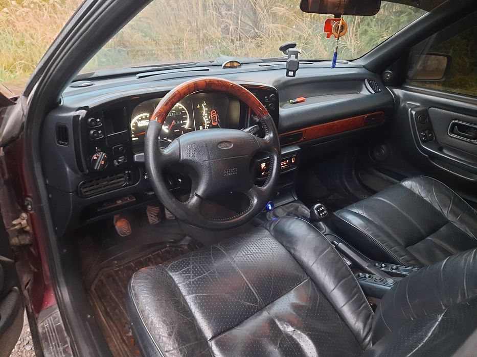 Продам гарне авто форд2.0 гбо4 136 л.с.