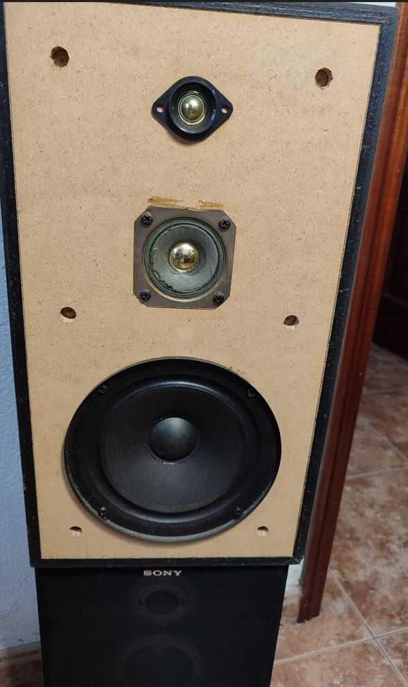 Colunas Sony modelo SS-A302/B, 70 Watts