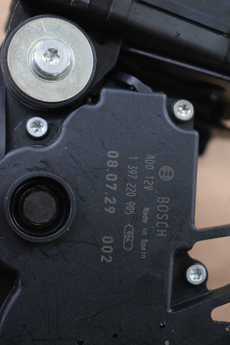 silniczek wycieraczki klapy tylnej BMW 3 E91 kombi LIFT 08.13972.20905