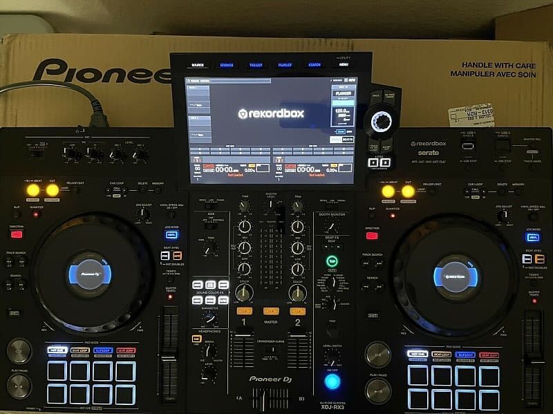 DJ-контролер Pioneer DJ XDJ-RX3