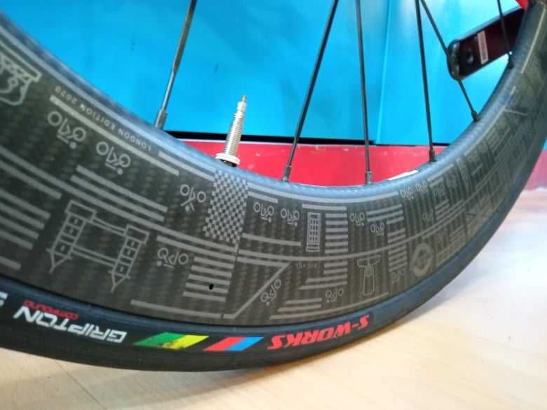 Specialized Venge Vias Expert Disc Ultegra T XS (49)