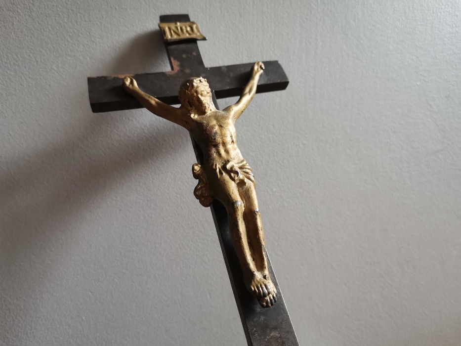 Stary ciekawy metalowy, stalowy Krzyż, Krucyfiks, Pasyjka