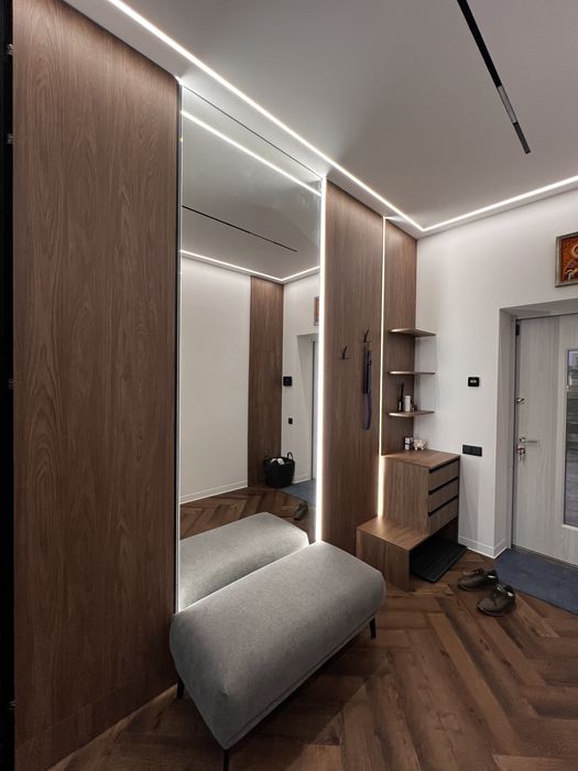 Будинок з басейном в Сокільниках